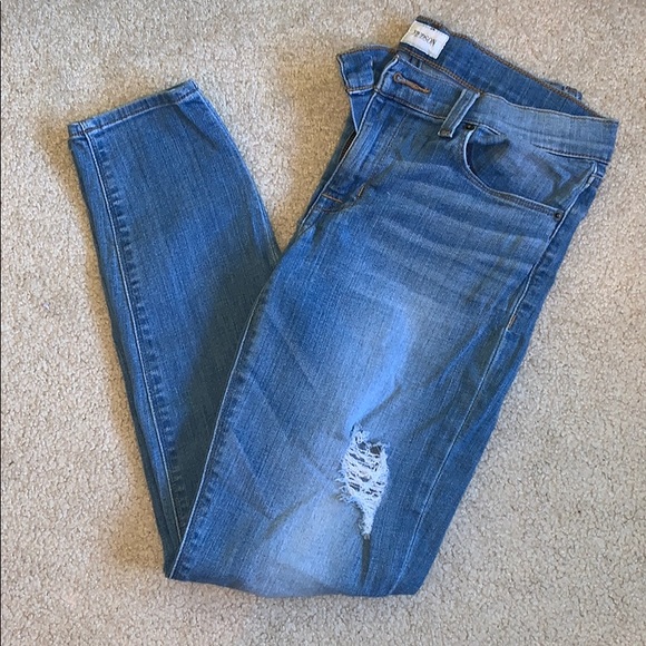 Like New Hudson Skinny Ankle Krista Jeans - Picture 3 of 6